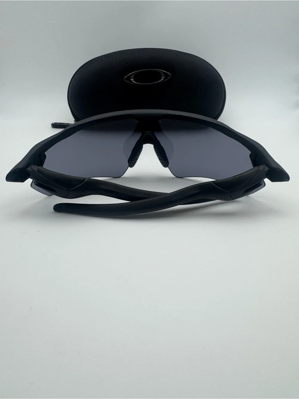 Oakley Radar Sunglasses - Matte Black Frame / Dark Grey Lens